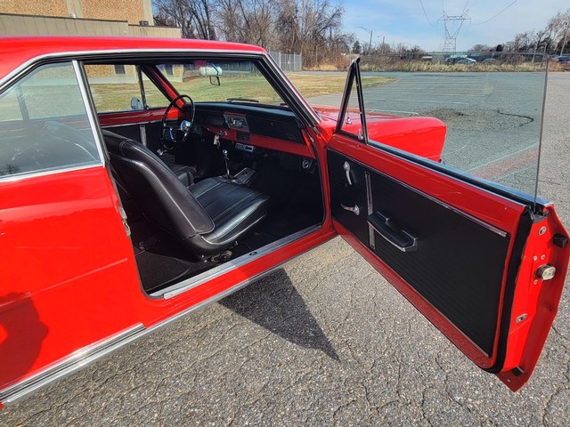 Chevrolet Nova Vehicle Image 19