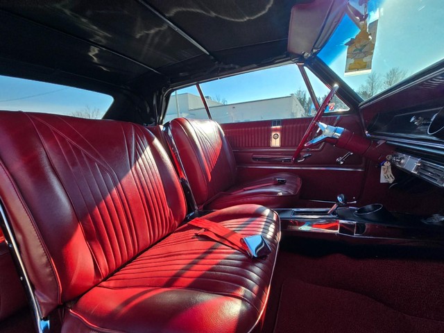 Chevrolet Impala Vehicle Image 21