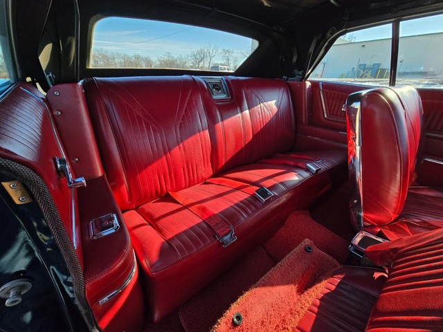 Chevrolet Impala Vehicle Image 23