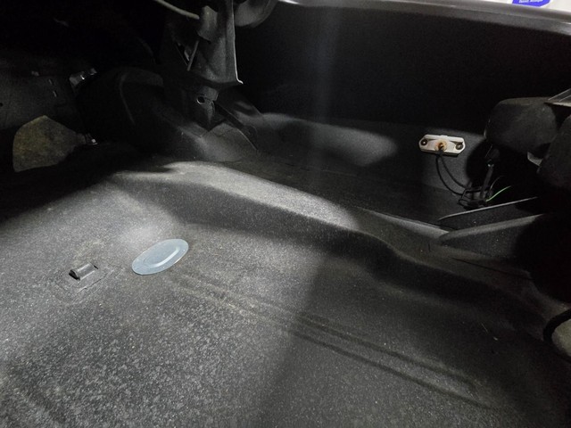 Chevrolet Camaro Vehicle Image 12