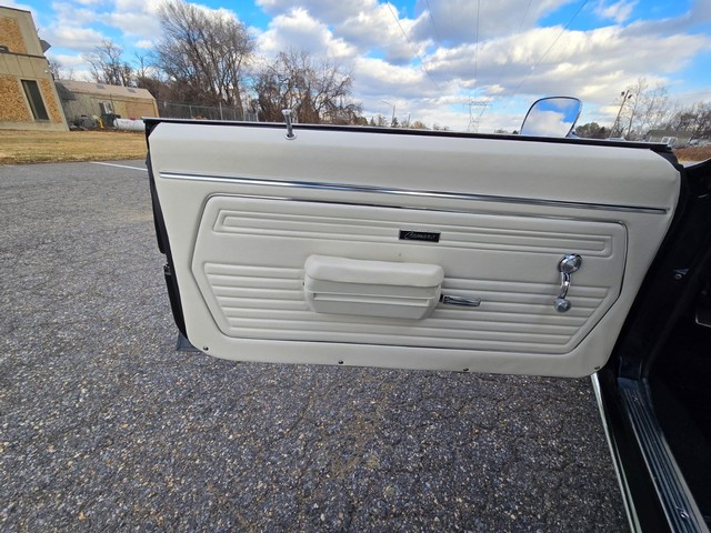 Chevrolet Camaro Vehicle Image 28