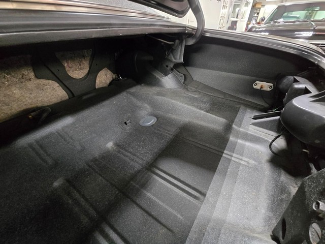 Chevrolet Camaro Vehicle Image 30