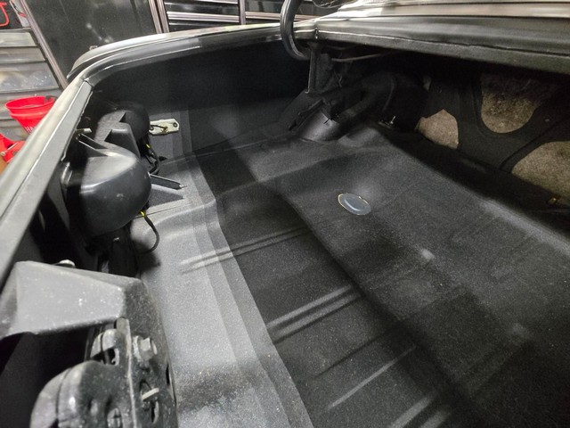 Chevrolet Camaro Vehicle Image 31