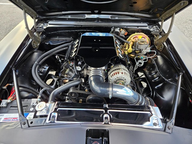 Chevrolet Camaro Vehicle Image 33