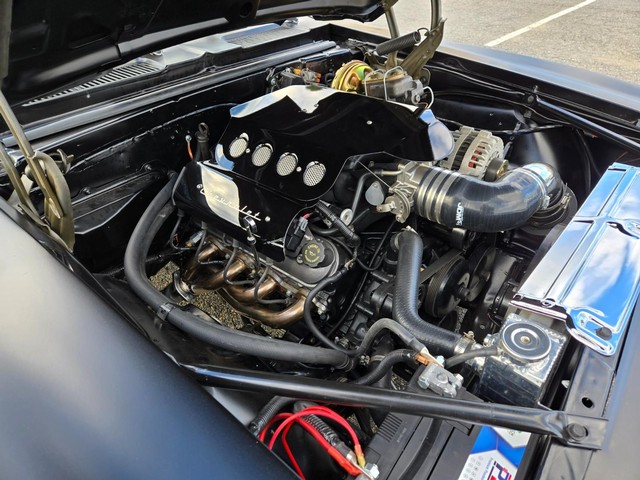 Chevrolet Camaro Vehicle Image 34