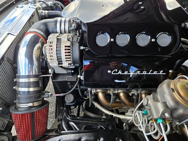 Chevrolet Camaro Vehicle Image 36