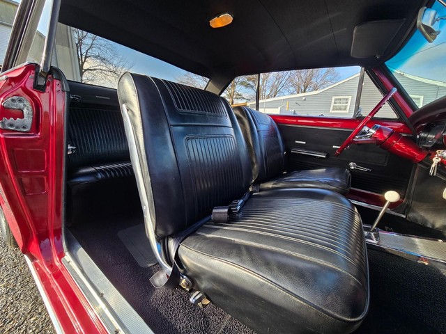 Chevrolet Nova Vehicle Image 18