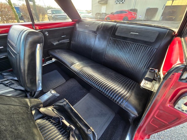 Chevrolet Nova Vehicle Image 19