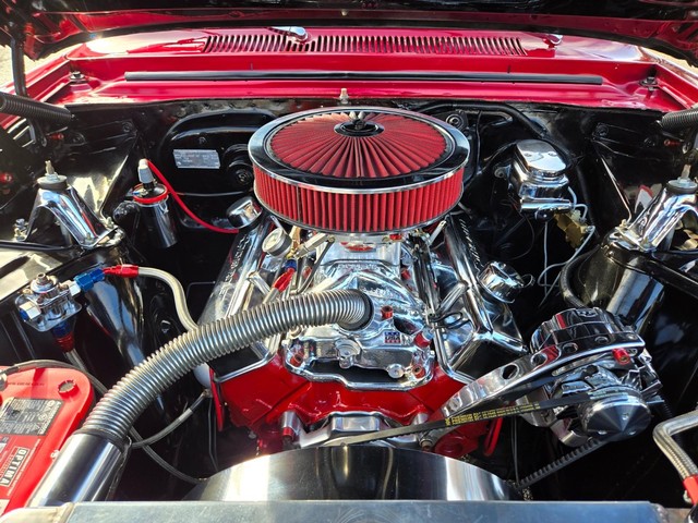 Chevrolet Nova Vehicle Image 26