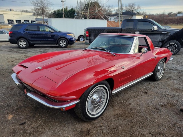 Chevrolet Corvette Vehicle Image 14