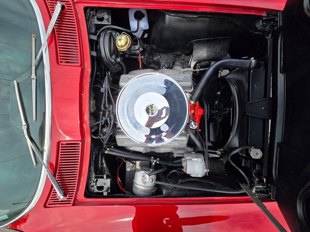 Chevrolet Corvette Vehicle Image 30