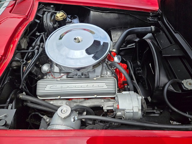 Chevrolet Corvette Vehicle Image 31