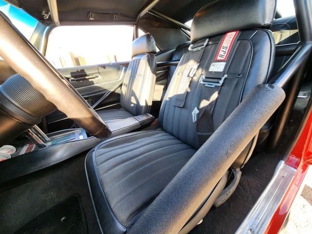 Chevrolet Camaro Vehicle Image 15