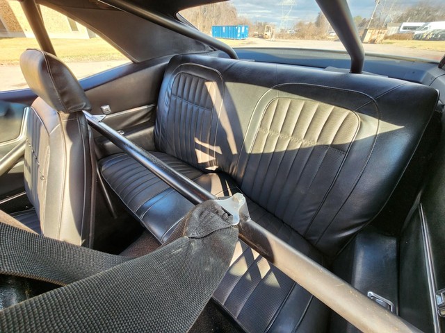 Chevrolet Camaro Vehicle Image 22