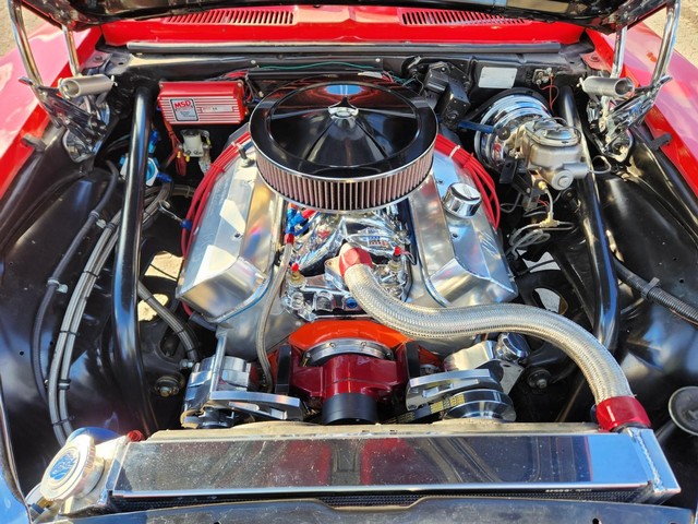 Chevrolet Camaro Vehicle Image 25