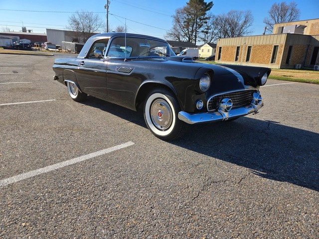 Ford Thunderbird Vehicle Image 03