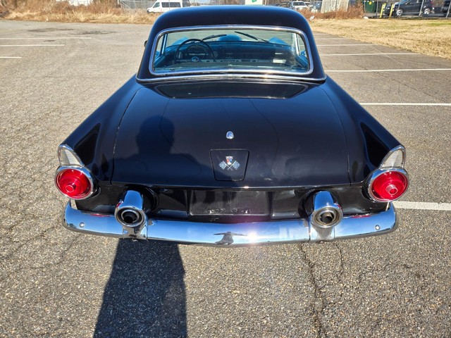 Ford Thunderbird Vehicle Image 10