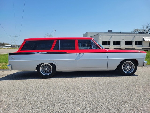 Chevrolet Nova Vehicle Image 02