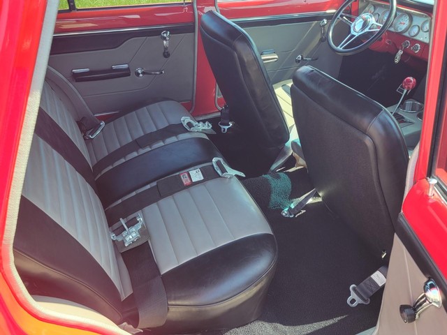 Chevrolet Nova Vehicle Image 24