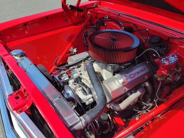 Chevrolet Nova Vehicle Image 32