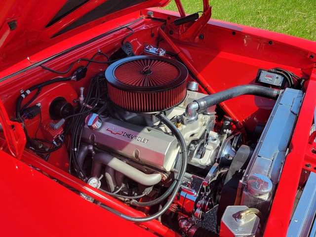 Chevrolet Nova Vehicle Image 33