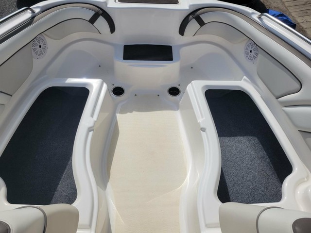 Yamaha 242 LIMITED S Vehicle Image 26
