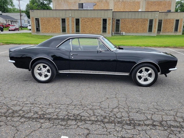 Chevrolet Camaro Vehicle Image 02