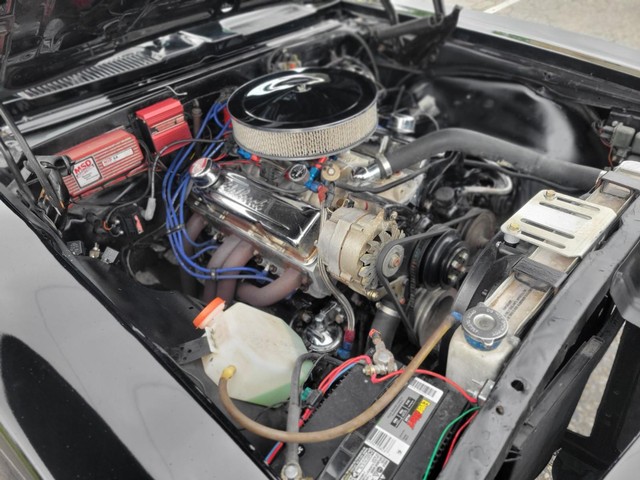 Chevrolet Camaro Vehicle Image 18