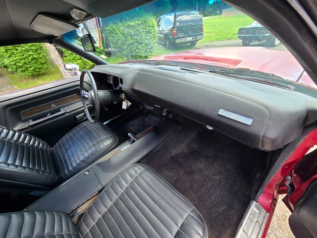 Dodge Challenger Vehicle Image 26