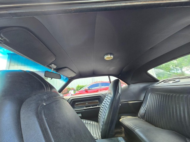 Dodge Challenger Vehicle Image 29