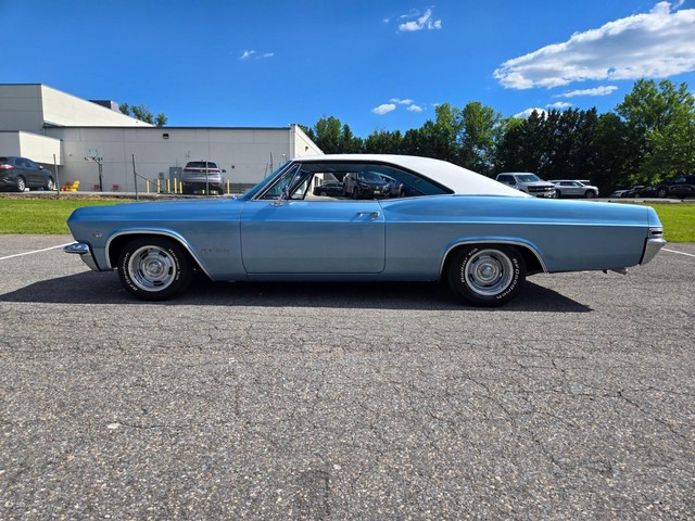 Chevrolet Impala Vehicle Image 02