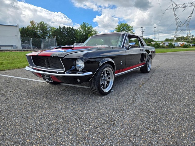 Ford Mustang Vehicle Image 03