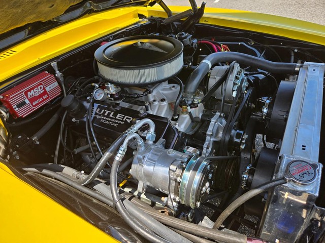 Pontiac Firebird Vehicle Image 33