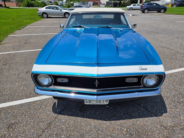 Chevrolet Camaro Vehicle Image 10