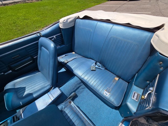 Chevrolet Camaro Vehicle Image 31