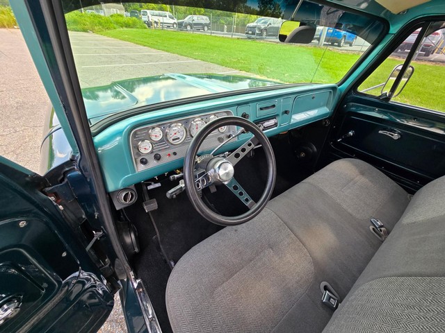 Chevrolet C 10 Vehicle Image 17