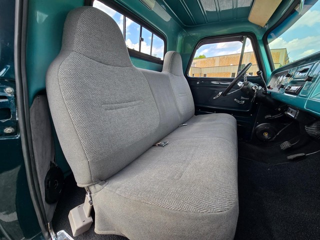 Chevrolet C 10 Vehicle Image 24
