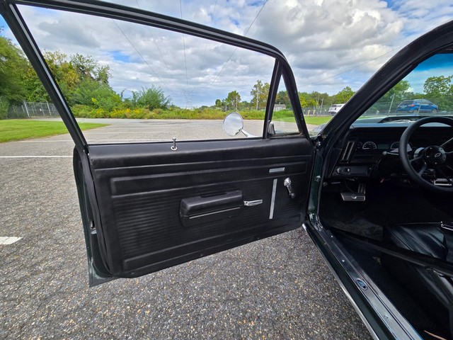 Chevrolet Nova Vehicle Image 16