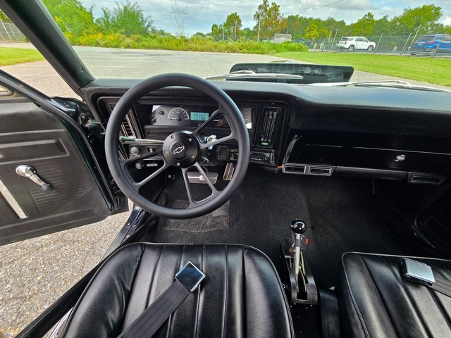 Chevrolet Nova Vehicle Image 18