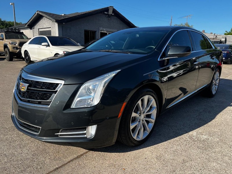 The 2016 Cadillac XTS Luxury Collection photos
