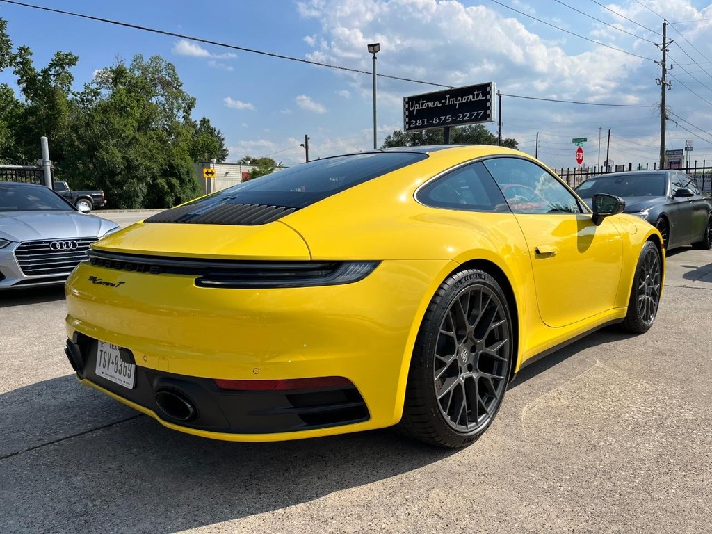 Porsche 911 Vehicle Full-screen Gallery Image 06