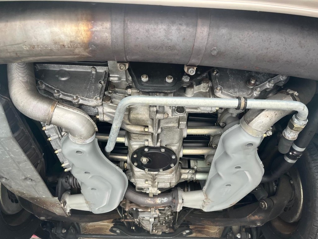 Porsche 911 Vehicle Full-screen Gallery Image 53