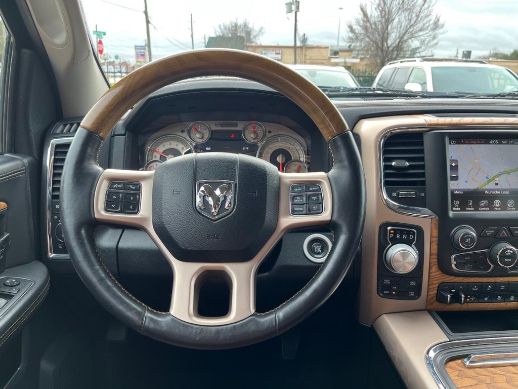 Ram 1500 Vehicle Full-screen Gallery Image 20