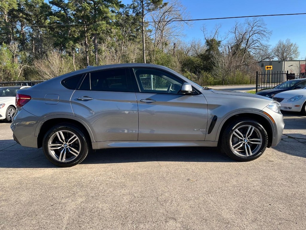 BMW X6 Vehicle Full-screen Gallery Image 05