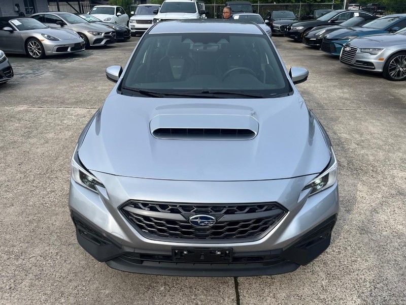 Subaru WRX Vehicle Full-screen Gallery Image 03