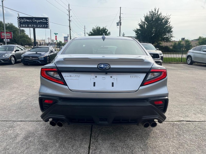 Subaru WRX Vehicle Full-screen Gallery Image 07