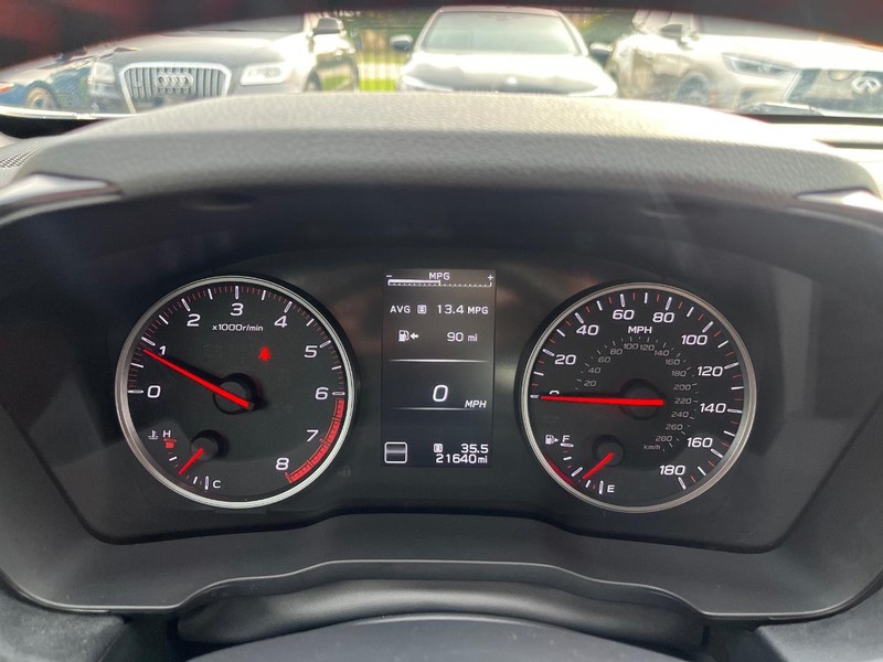 Subaru WRX Vehicle Full-screen Gallery Image 21