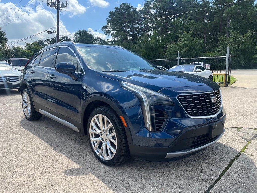 Cadillac XT4 Vehicle Full-screen Gallery Image 04