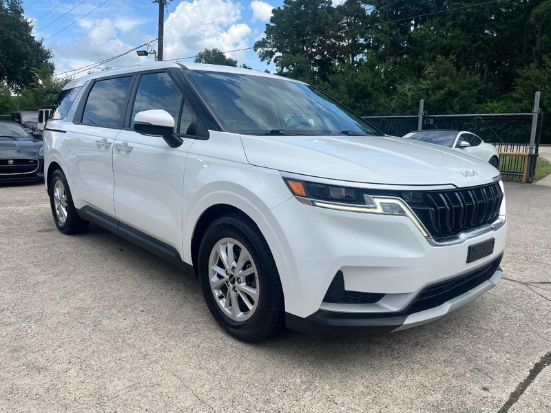 Kia Carnival Vehicle Full-screen Gallery Image 04