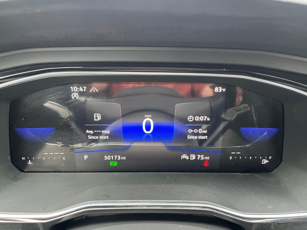 Volkswagen Jetta Vehicle Full-screen Gallery Image 21